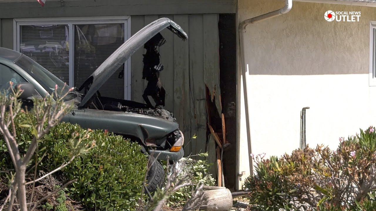 CAR CRASHES INTO HOME AND CATCHES FIRE - YouTube