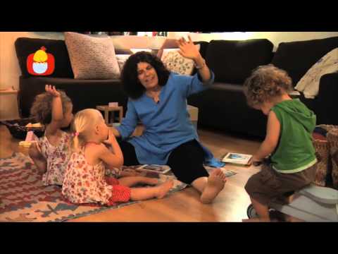 מיריק שניר משתפת שעת סיפור לולי להורים 