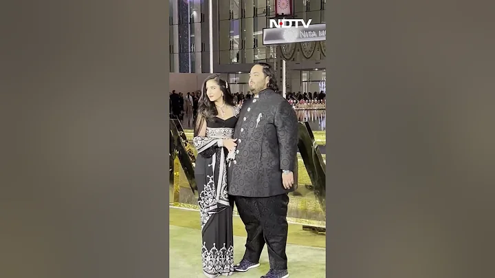 Watch: Anant Ambani, Radhika Merchant Twin In Black At Family Gala - DayDayNews
