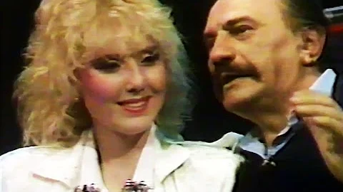 Lepa Brena & Gidra Bojanic - Kostana / Zal za mladost - Show program - (TV NS 1987)