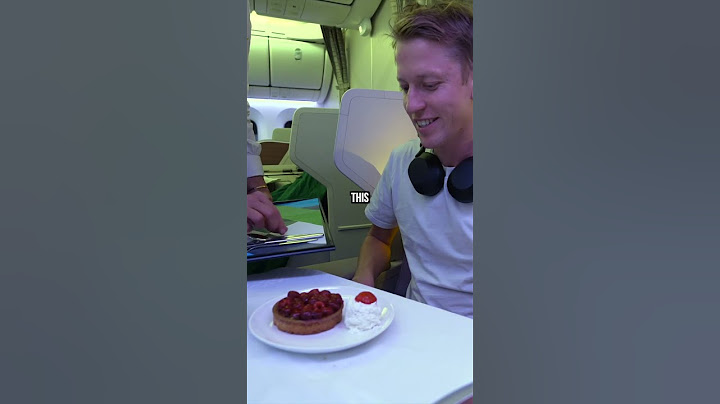 Everything I ATE Flying Business Class (Saudia)