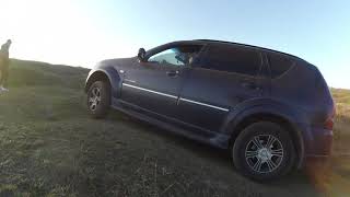 :  SsangYong Rexton .   