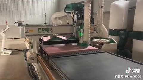 PMSK nesting CNC router with loading&unloading platforms and labeling machine.