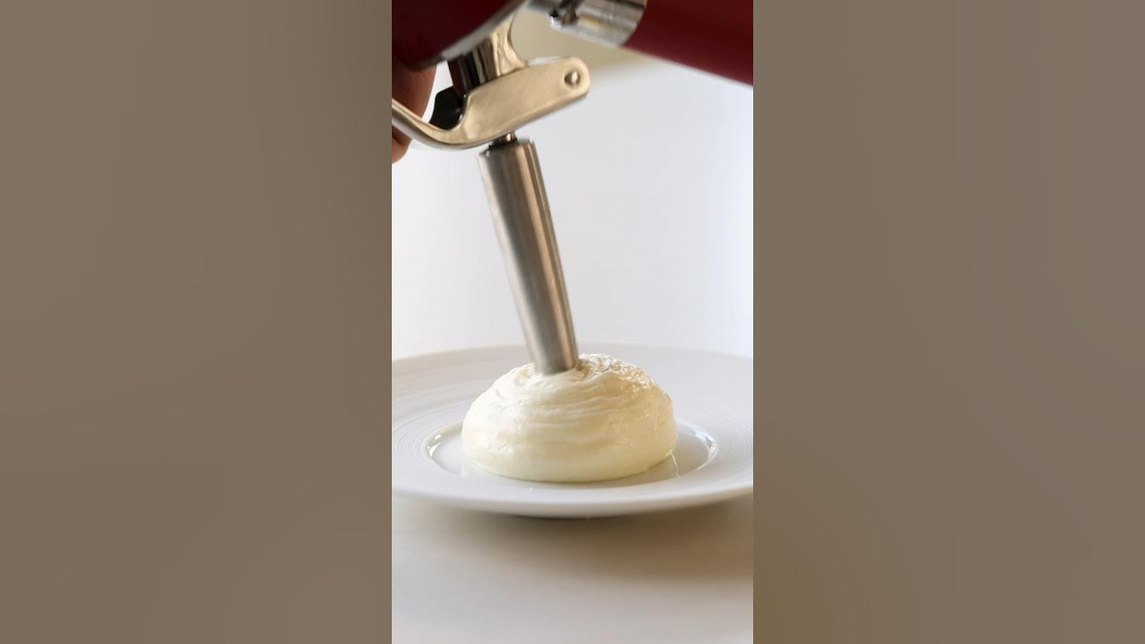 Delicious yoghurt & honey espuma or foam recipe! Fine dining siphon