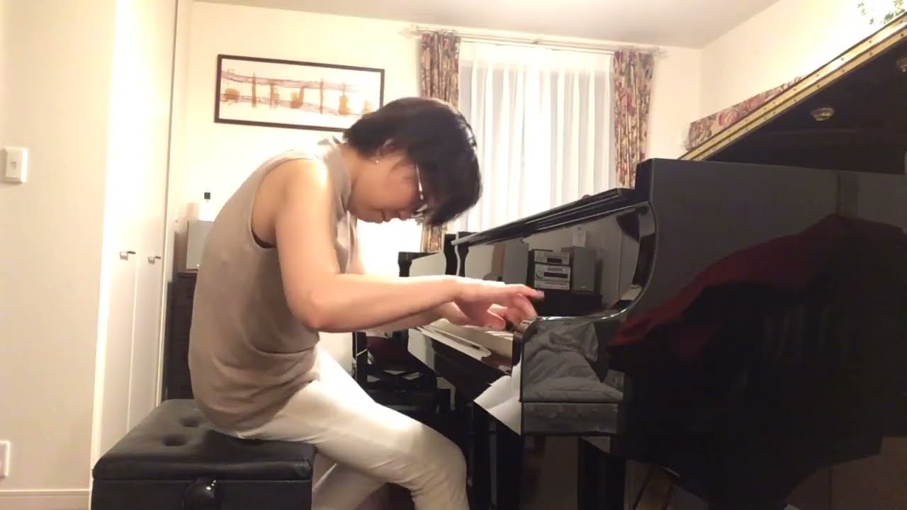 樋口五葉｜大阪府のピアノ伴奏者・出張演奏・レッスン可