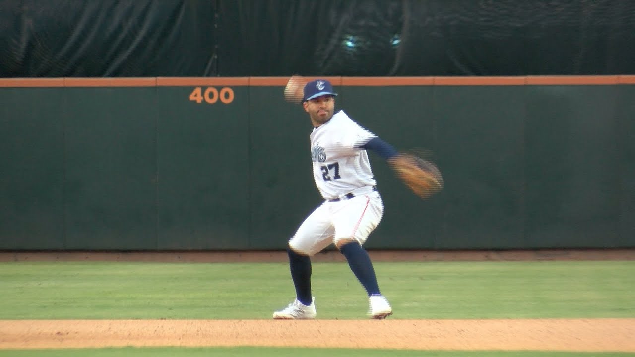 Hooks defeat Drillers 7-3 in Altuve's first game back in Corpus Christi 