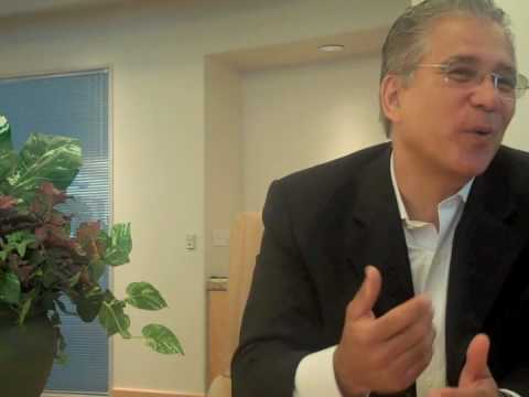 Cisco SVP Carlos Dominguez on role of social netwo...