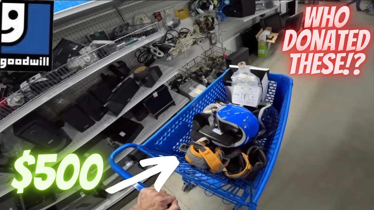 I Can’t Believe Goodwill Missed These! Thrift With Me - YouTube