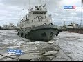 Речной кран всю зиму стоял во льдах Полуя