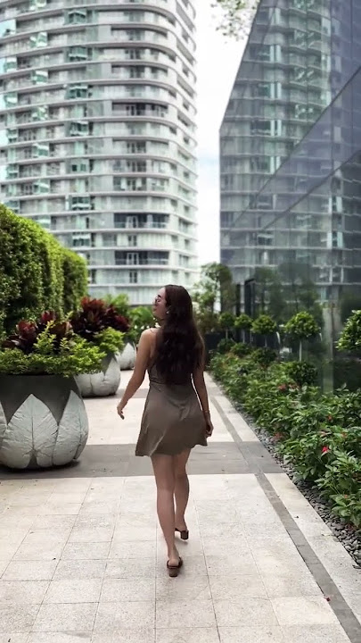 Aura Kasih dari belakang wow #aurakasih