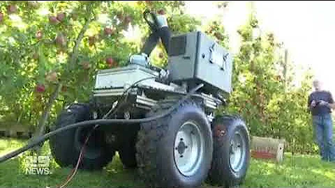 Dr Chao Chen's robot apple harvester