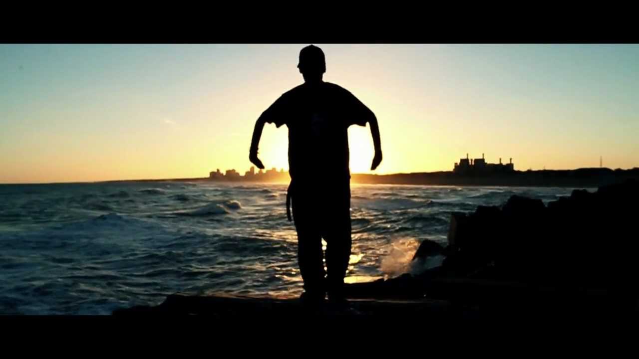 Qki Dones ft Vosque Dagua- All Day All Night (Video Oficial)