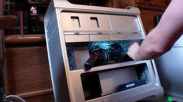 Installing Senda Pci  Express Usb 3.0 Card in The Mac Pro.