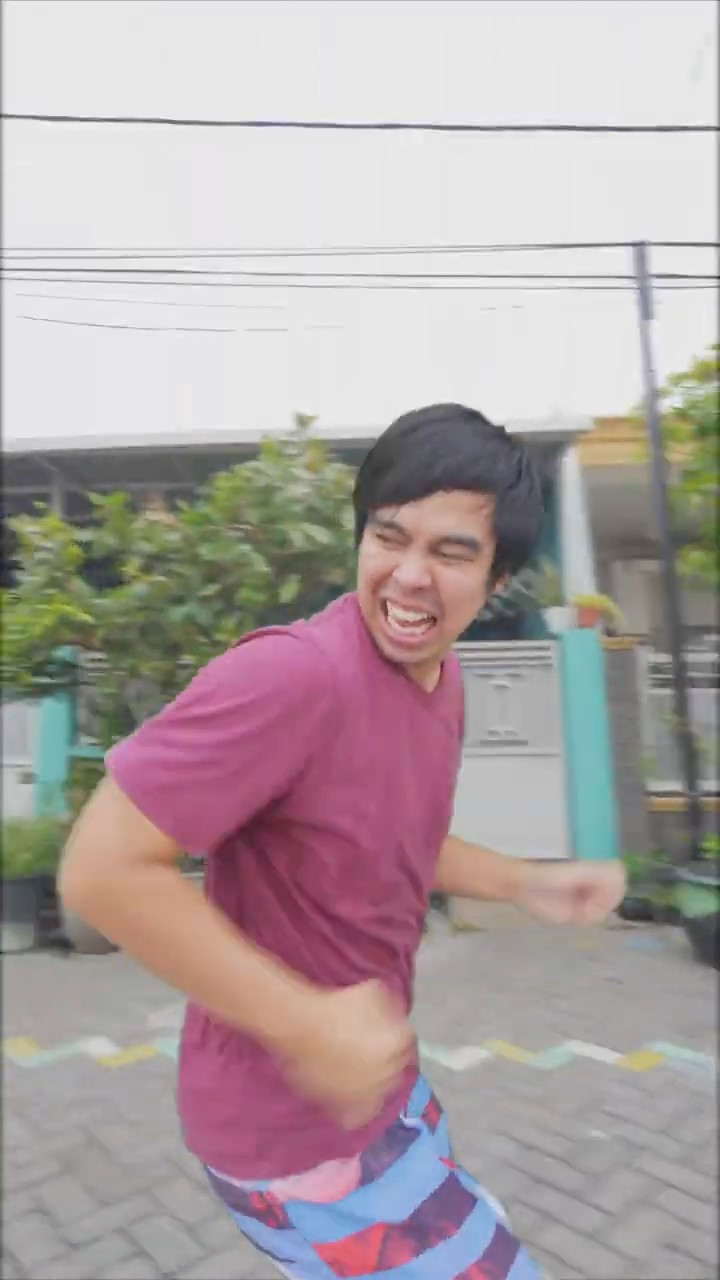 lari dari istri