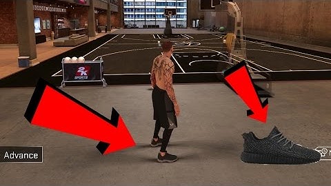 HOW TO MAKE THE BLACK YEEZYS IN NBA2K17! (SHOE CREATOR TUTORIAL)