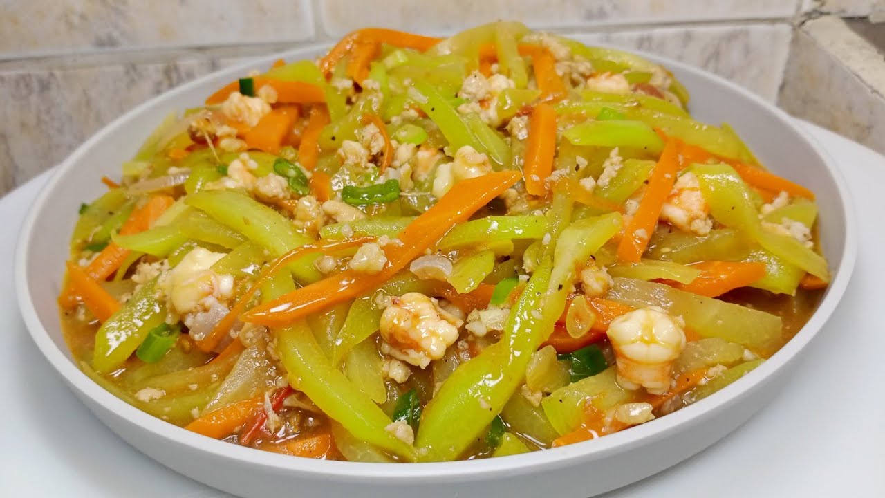 Paano Pasarapin ang Ginisang Sayote? Mapapa Wow ka sa Kakaibang Linamnam nito!