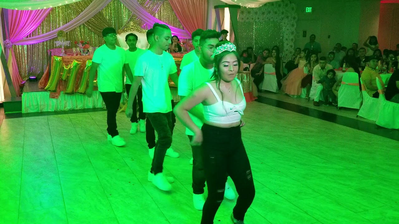 Selena baile sorpresa