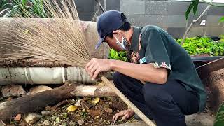 Download Lagu cara buat sapu lidi supaya mekar dan enteng MP3