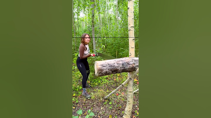 This is the Biggest SAW in the World 😱🪚 #camping #survival #bushcraft #Outdoors #LifeHack