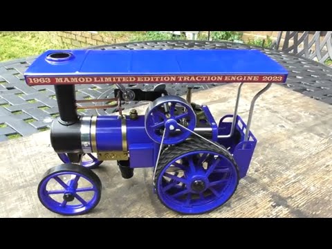鉄道模型 Mamod Traction Engine Kit hqdefault.jpg