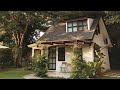 Incredibly beautiful tiny house has amazing everything