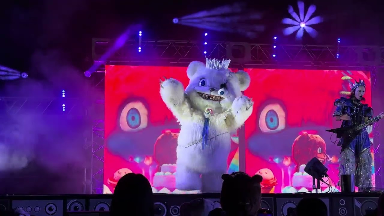 左からハミクマスウィートスクリームパーティ09.05