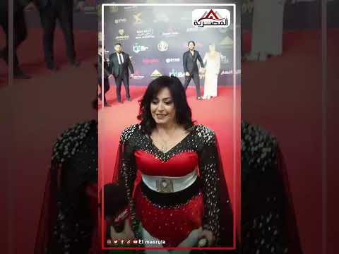 الفنانة هند عاكف بأطلاله مميزه العلم المصري والعلم الفلسطيني معا