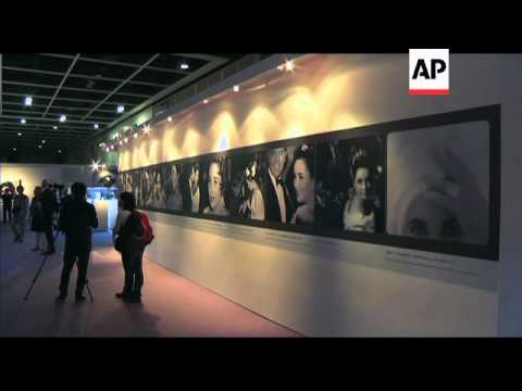 +4:3-preview-to-auction-of-late-actress-elizabeth-taylor's-jewellery