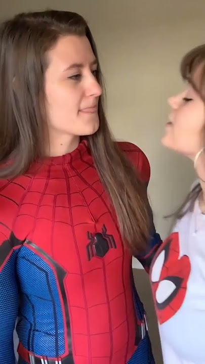 Spider-Girl KISS💋🥴 #maryjane  #kiss #girl #girlfriend #women #lgbt #lesbian #romantic #spiderman