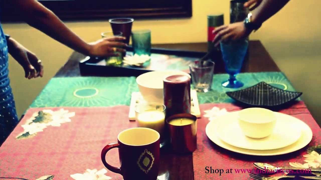 Setting up a dining table the India Circus way!