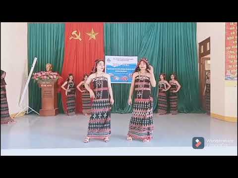 Trang Phục Dân Tộc Cơ Ho - Hội thi trình diễn trang phục truyền thống dân tộc Cơ tu - xã Chơ Chun