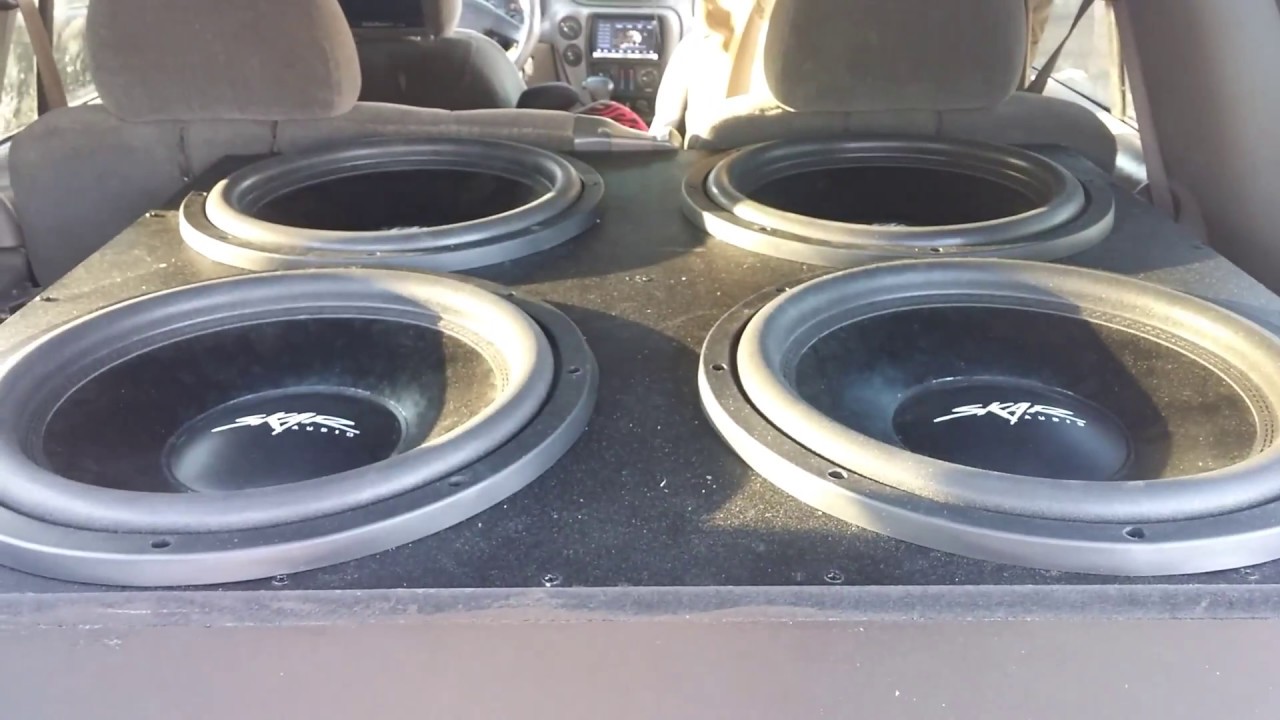 DDX SKAR 4 15's / 2 Audiopipe APMI-2000 amps Chevy Trailblazer