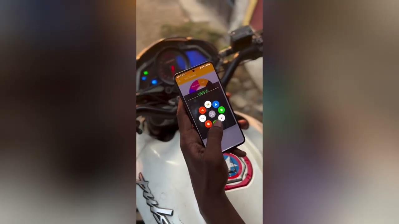 Real-time GPS tracking on your phone 📲Download now and stay connected