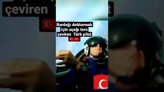 Bardağı Doldurmak Için Uçağı Ters Çeviren Pilot-Adam Türk Değil