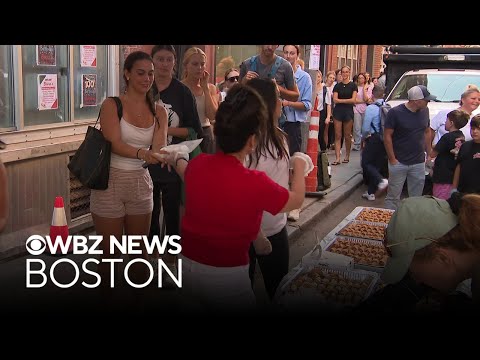 Bova's Bakery celebrates 100 years in business with free cannoli