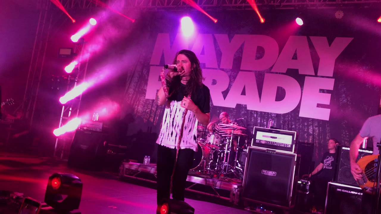 Mayday Parade - Never Sure (Live in Cebu, PH) - YouTube