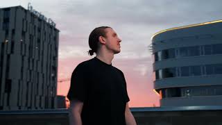 Siimi - Feel Alive (Official Visualiser)
