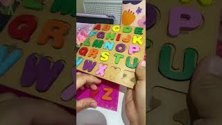 Mainan edukasi puzzle alfabet anak #puzzleafabet #mainanedukasianak #abcd #shorts #reviewmainananak