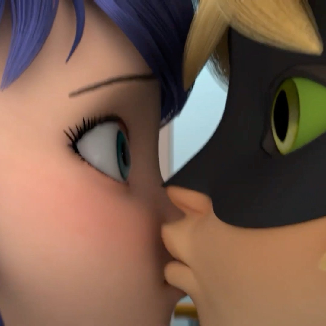 CAT NOIR BEIJOU A LADYBUG #shorts #parodia #humor