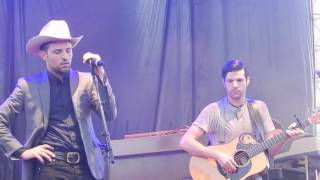 Scott Avett sings Merle Haggards- My Favorite Memory