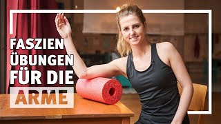 Faszien-Workout für Arme und Schultern | 5 Übungen mit Faszienrolle | Sport-Thieme