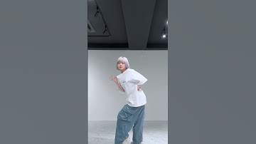 Thumbnail of HANA - Burning Flower 踊ってみた！Dance Cover #shorts #hana