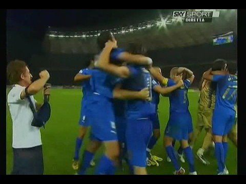 rigore decisivo grosso  mondiali germania 2006 commento di fabio caressa (campioni del mondo...!!!)
