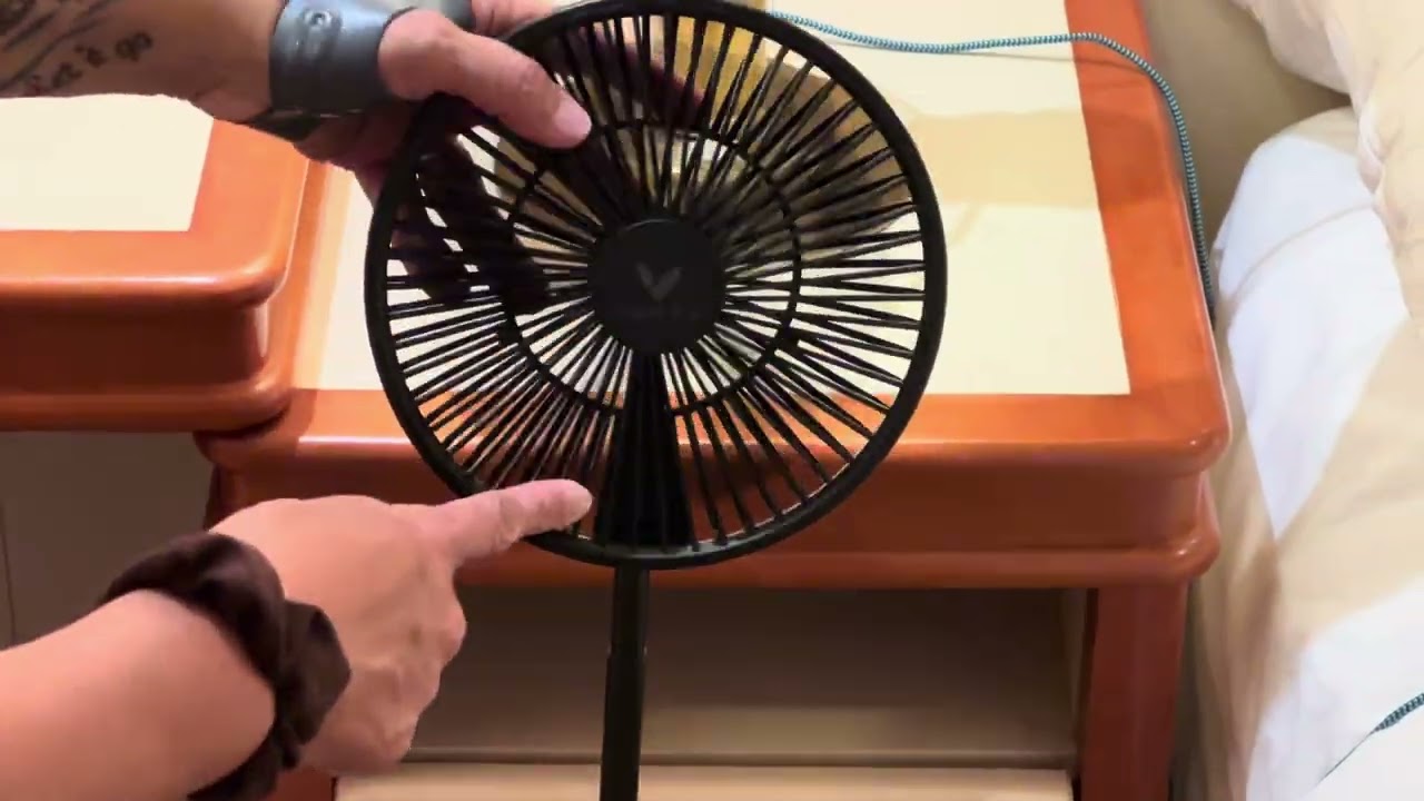 Review of: Portable fan  4 speeds, remote control, carry case cruise ready 