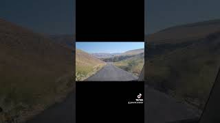 Çift Jandarma...uzun Yolda Di̇nlenenler...