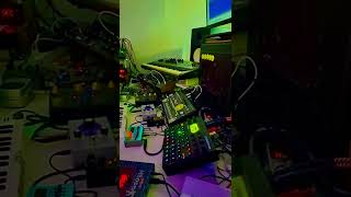 Elektron Digitakt + Jomox Mbase + Quasimidi Sirius + Behringer TD-3 & Model 15