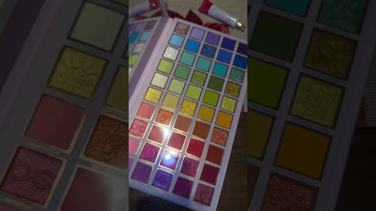 Plouise always has the best eyeshadow 