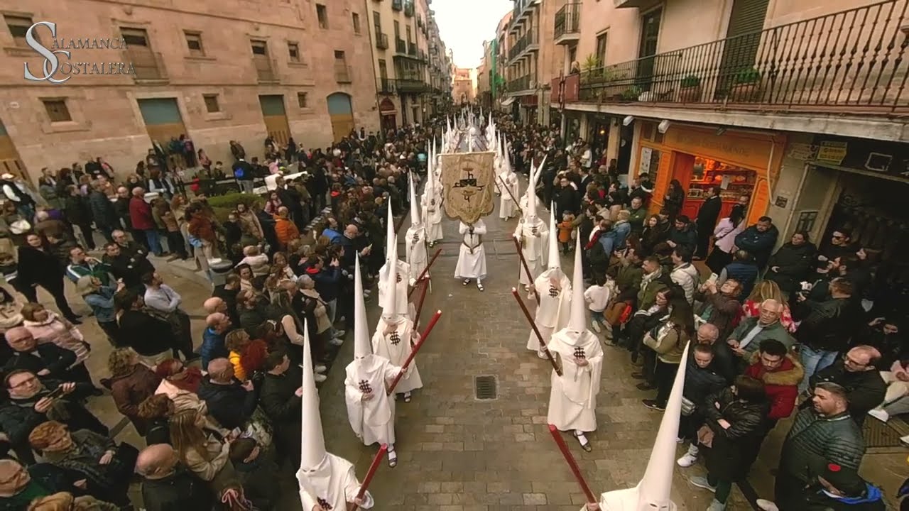 Procesión de Jesús de la Redención por la calle Rúa de Salamanca – Semana Santa 2023