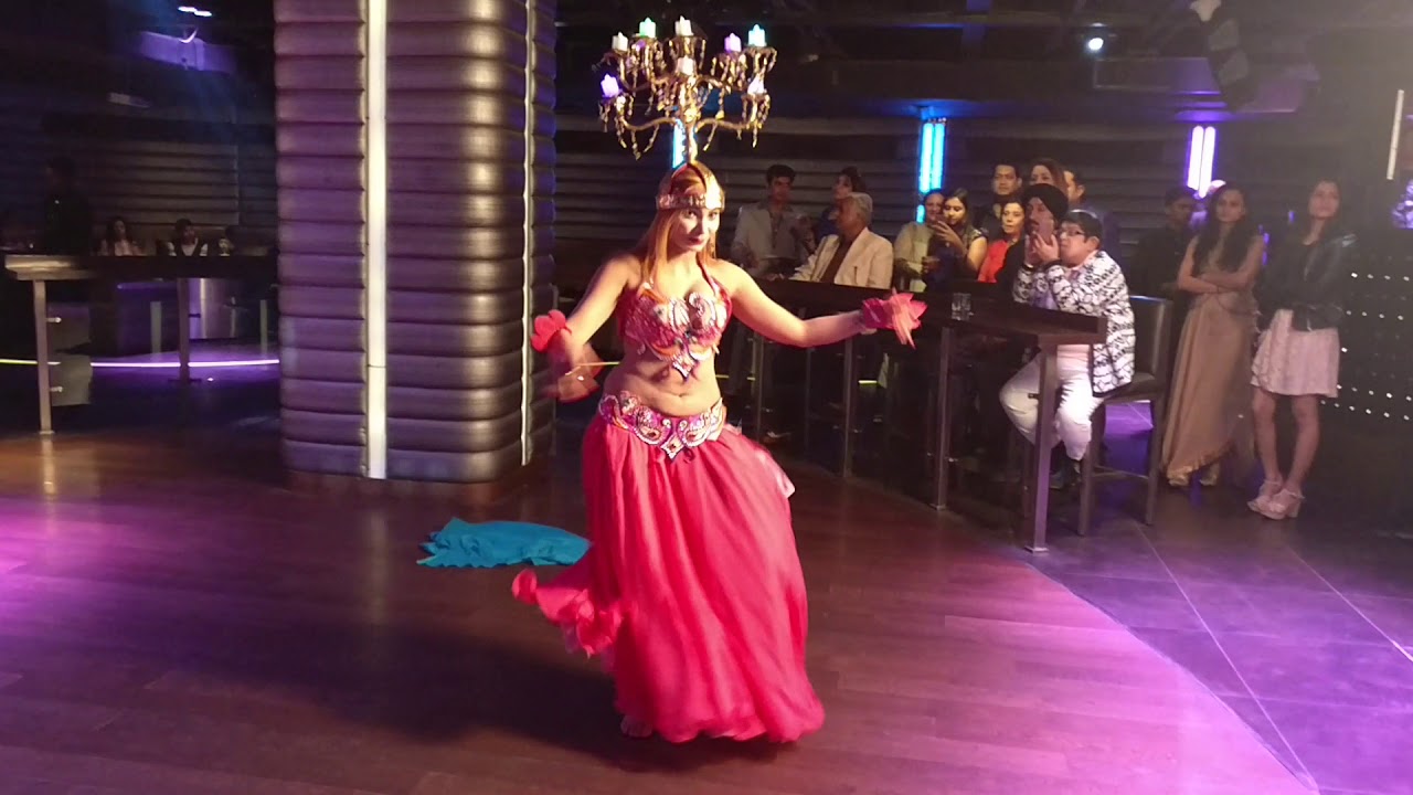 Belly & Fusion Dancer