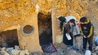 Download Lagu Homeless people take refuge in a cave! 😱 MP3